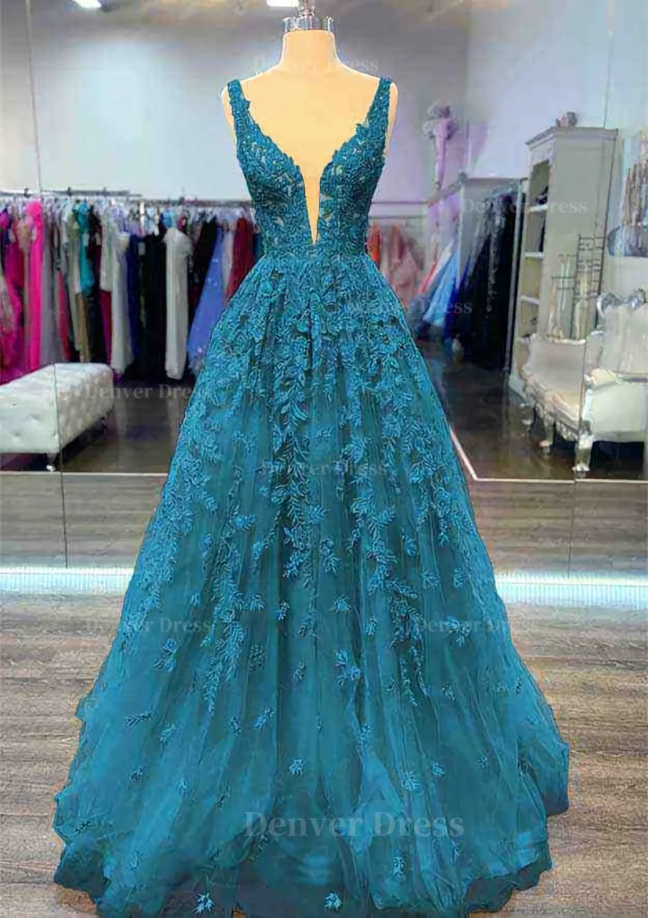 A-line V Neck Sleeveless Long/Floor-Length Lace Prom Dress With Beading