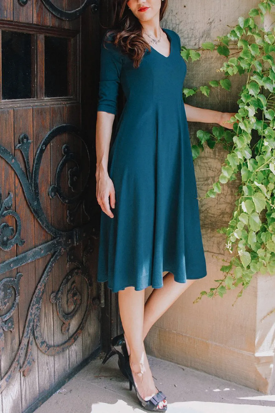 Adèle - v-neck a-line midi dress