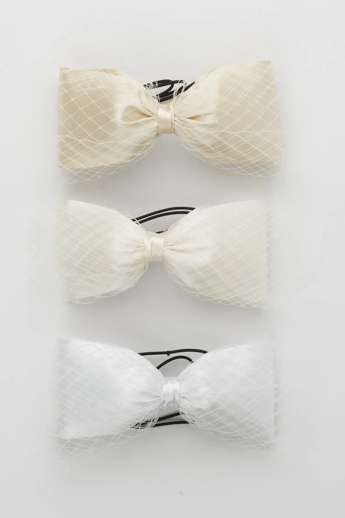 Avant Garde Bow Petit - Dove Ivory