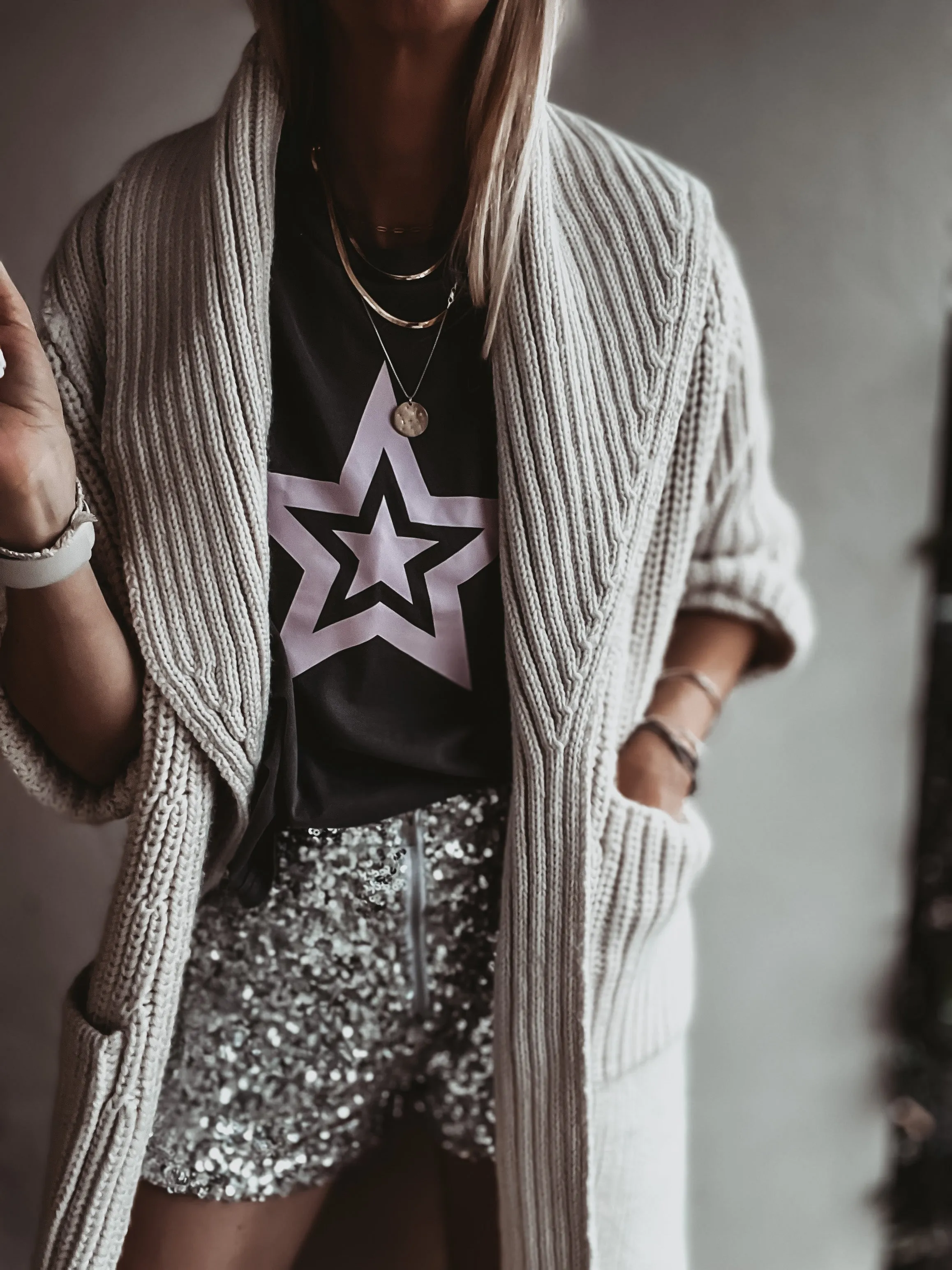 Dusty pink double star on vintage grey tee *boxy fit*