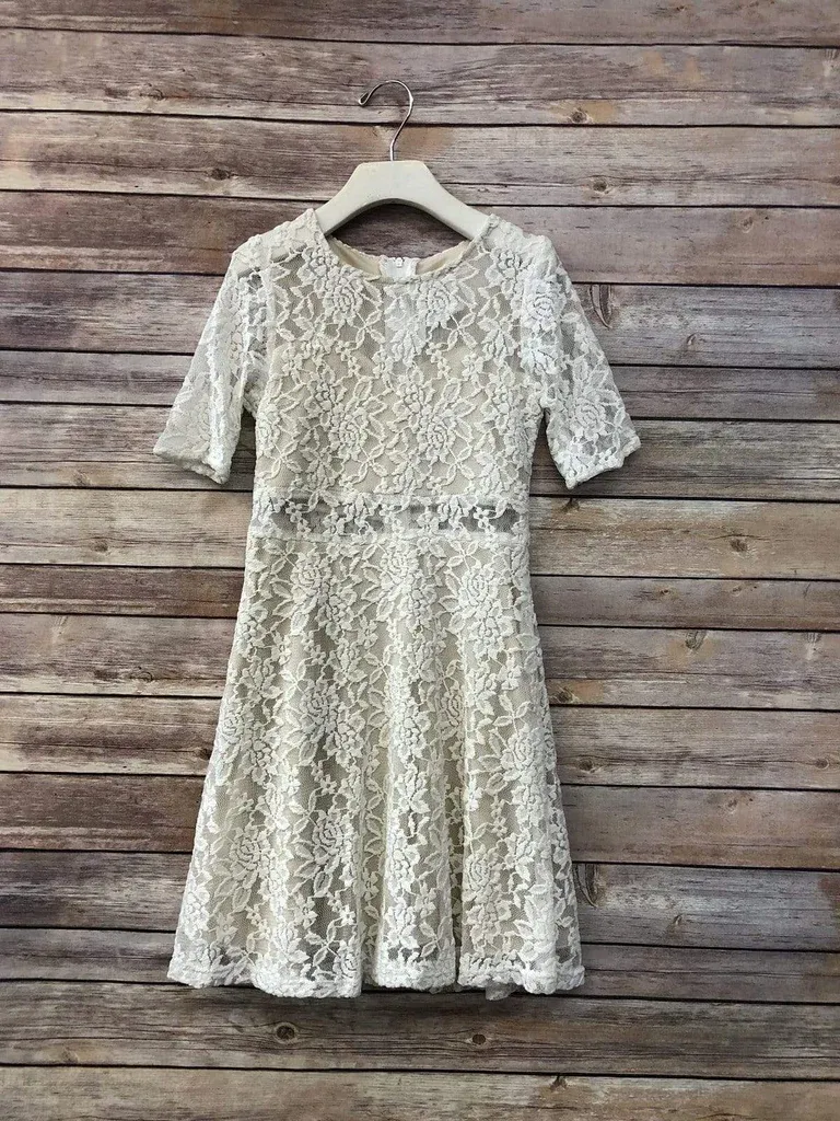 EK 203 Lace Dress with Sleeves