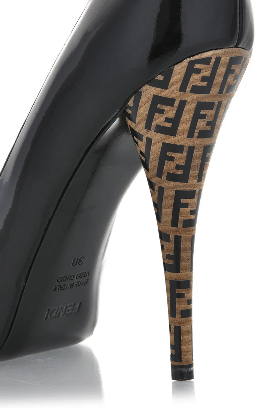 FENDI SPUNTATA VERNICE Peep Toe