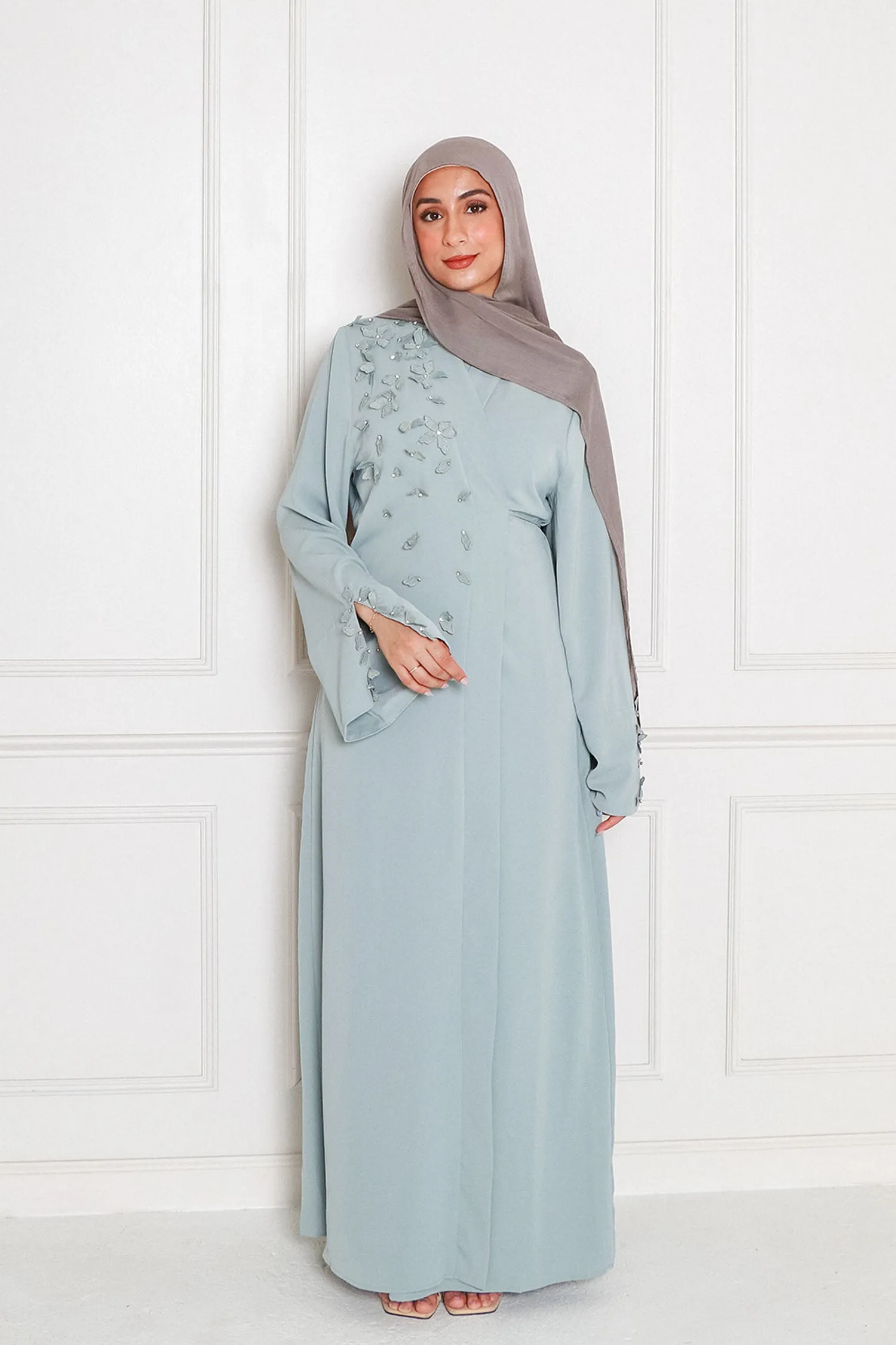 Lilian Embroidery Abaya Set- Mint Gray