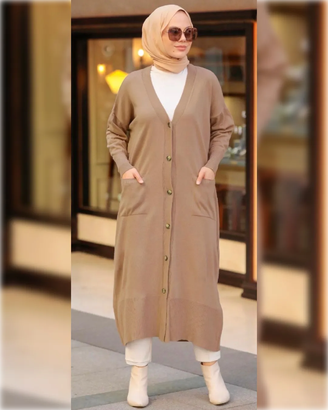 Nasma Cozy Long Cardigan in Dark Beige Shade كارديجان نسمة الشتوي الدافئ الجميل بالون البيج الداكن