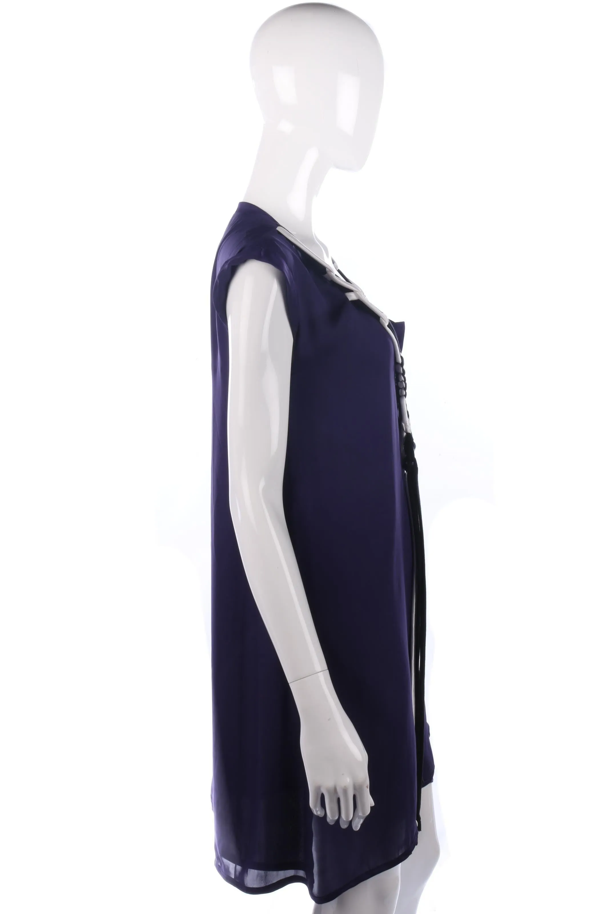 Nicola De Main Dress Purple with Beautiful Neck Detail Size 14