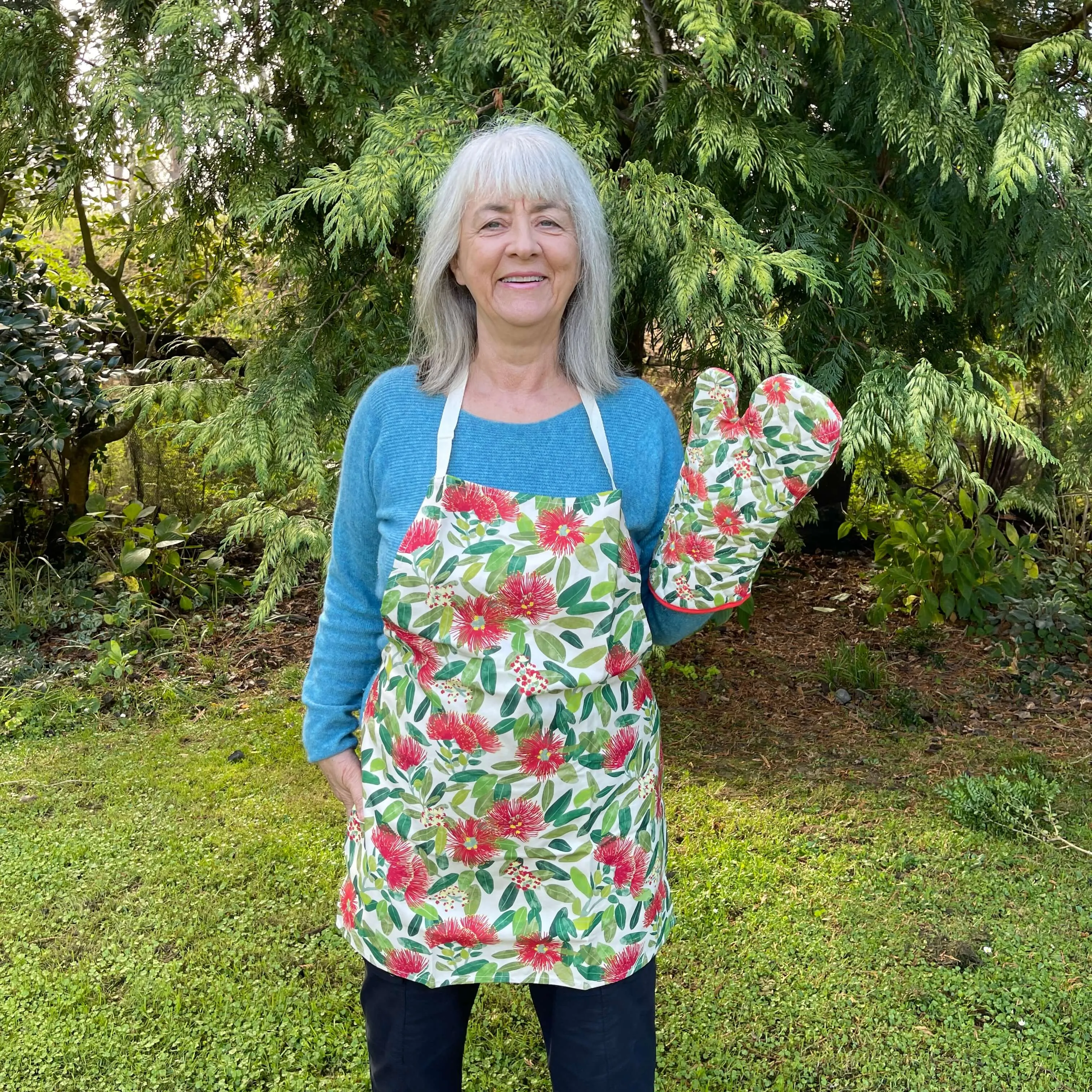 Pōhutukawa Print Cooking Apron