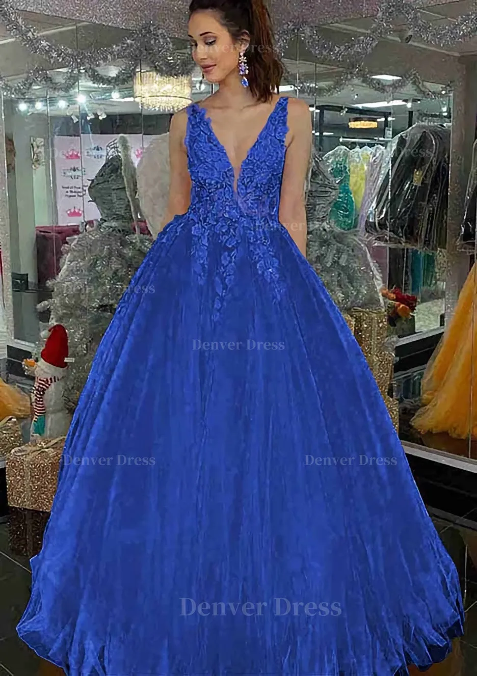 Princess V Neck Long/Floor-Length Tulle Prom Dress With Appliqued