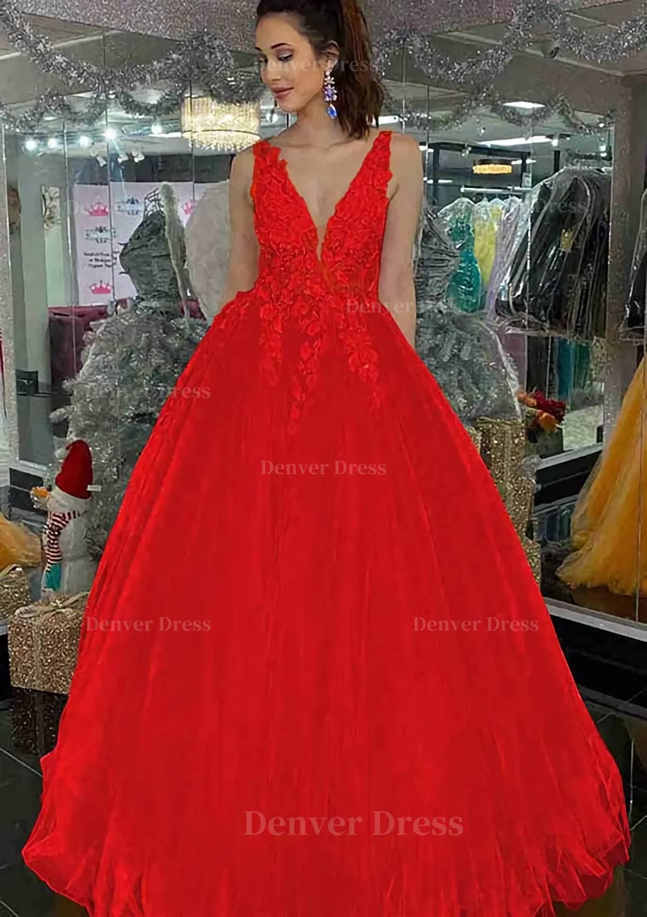 Princess V Neck Long/Floor-Length Tulle Prom Dress With Appliqued