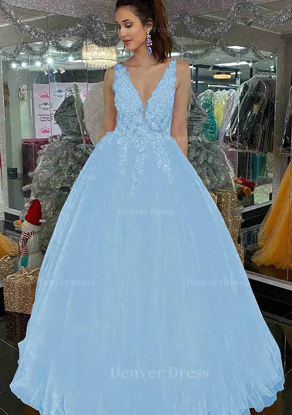 Princess V Neck Long/Floor-Length Tulle Prom Dress With Appliqued