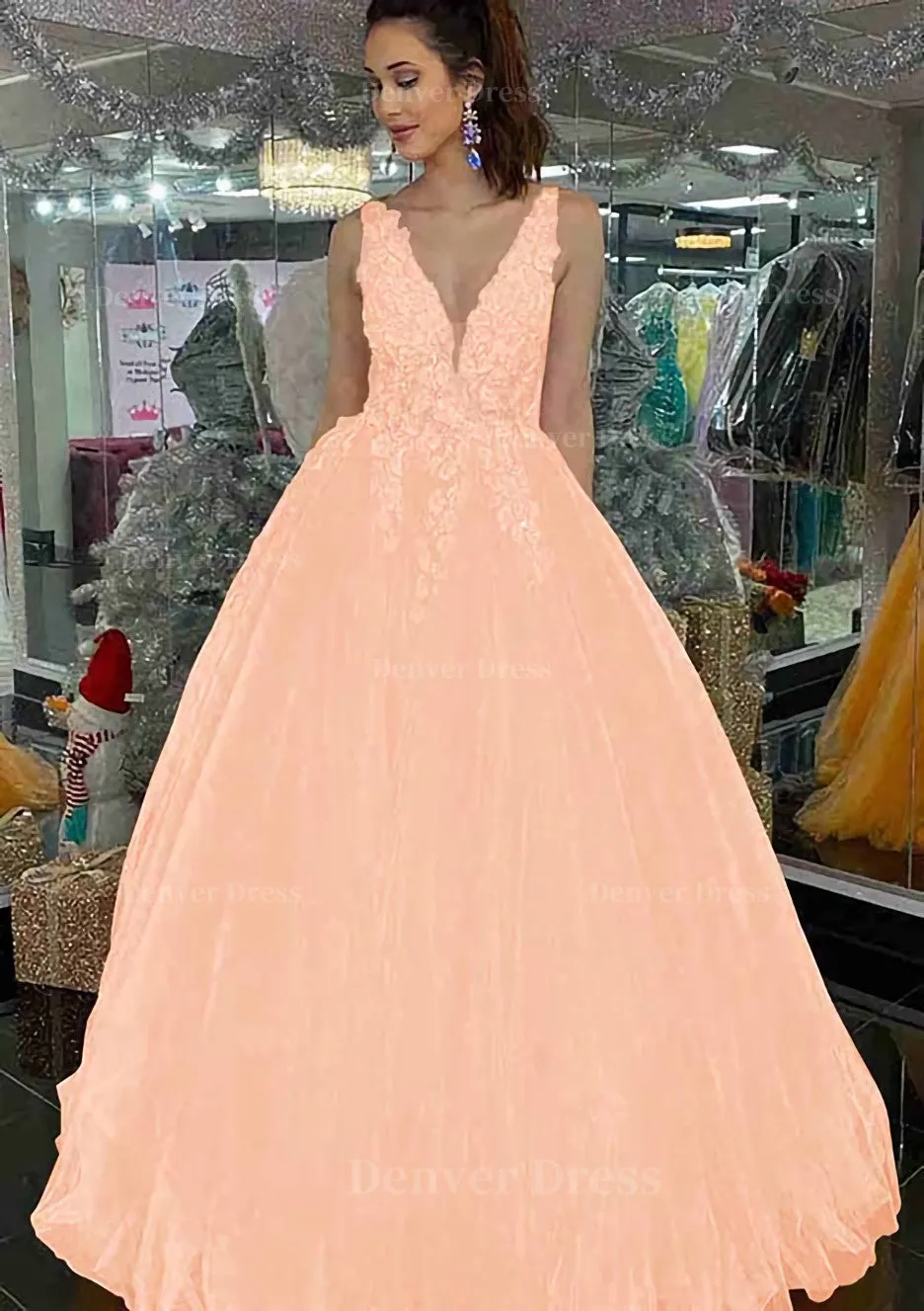 Princess V Neck Long/Floor-Length Tulle Prom Dress With Appliqued