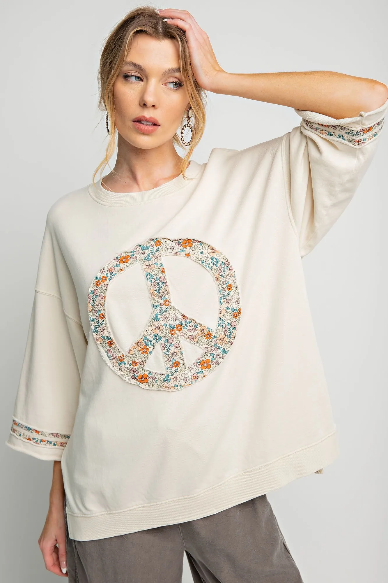 Slub mix ribbed fabric mineral wash top with peace sign symbol RESTOCKED